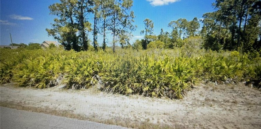 Land in Lehigh Acres, Florida № 2160040