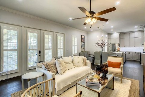 Condo in Orlando, Florida, 3 bedrooms  № 2380943 - photo 10