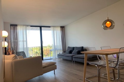 Condo in Miami, Florida, 1 bedroom  № 2171080
