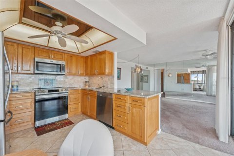 Condominio en alquiler en Saint Petersburg, Florida, 2 dormitorios, 121.52 m2 № 1873564 - foto 9