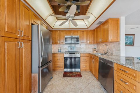 Condominio en alquiler en Saint Petersburg, Florida, 2 dormitorios, 121.52 m2 № 1873564 - foto 8