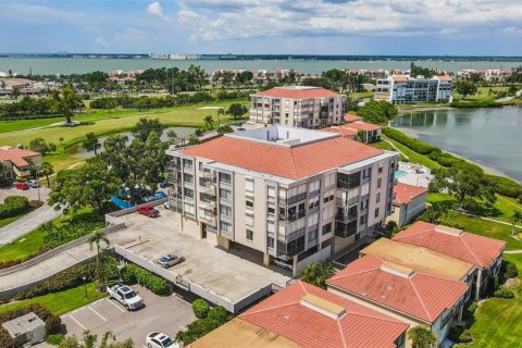 Condominio en alquiler en Saint Petersburg, Florida, 2 dormitorios, 121.52 m2 № 1873564 - foto 30