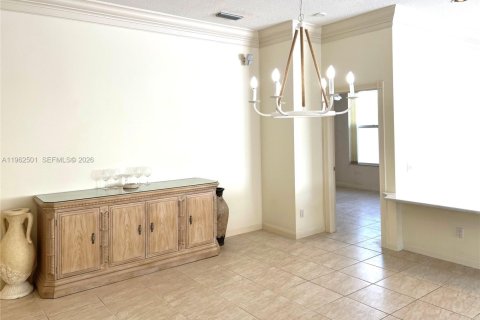 Купить виллу или дом в Хоб-Саунд, Флорида 3 спальни, 187.38м2, № 2025778 - фото 7