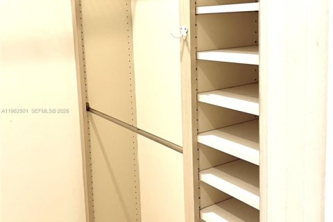 Купить виллу или дом в Хоб-Саунд, Флорида 3 спальни, 187.38м2, № 2025778 - фото 26