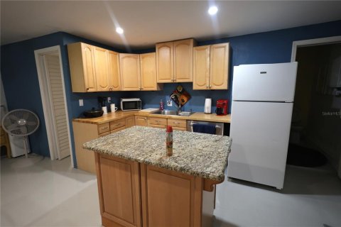 Casa en venta en Clearwater, Florida, 3 dormitorios, 152.08 m2 № 2199984 - foto 14