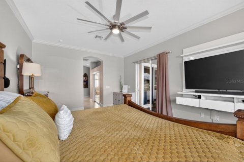 Casa en venta en Davenport, Florida, 5 dormitorios, 376.16 m2 № 2111661 - foto 25