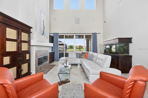 Casa en venta en Davenport, Florida, 5 dormitorios, 376.16 m2 № 2111661 - foto 7
