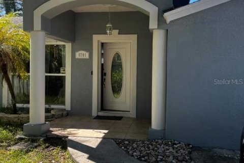 Villa ou maison à Tampa, Floride 3 chambres, 118.91 m2 № 2432591