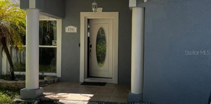 Villa ou maison à Tampa, Floride 3 chambres, 118.91 m2 № 2432591