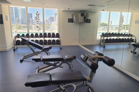 Condominio en alquiler en Miami, Florida, 1 dormitorio, 60.2 m2 № 2025315 - foto 13