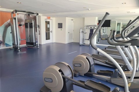 Condominio en alquiler en Miami, Florida, 1 dormitorio, 60.2 m2 № 2025315 - foto 11