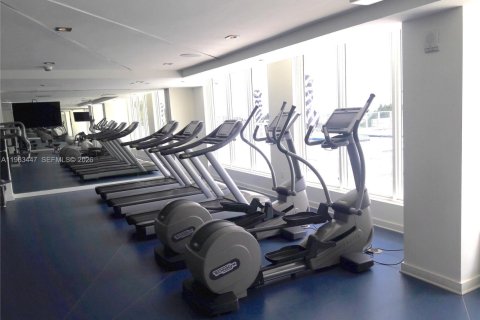 Condominio en alquiler en Miami, Florida, 1 dormitorio, 60.2 m2 № 2025315 - foto 10