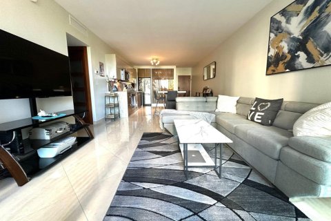 Condominio en venta en Hollywood, Florida, 2 dormitorios, 90.12 m2 № 2172020 - foto 6