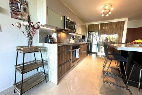 Condominio en venta en Hollywood, Florida, 2 dormitorios, 90.12 m2 № 2172020 - foto 4