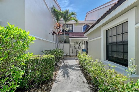Copropriété à vendre à Sarasota, Floride: 3 chambres, 213.12 m2 № 1885531 - photo 8