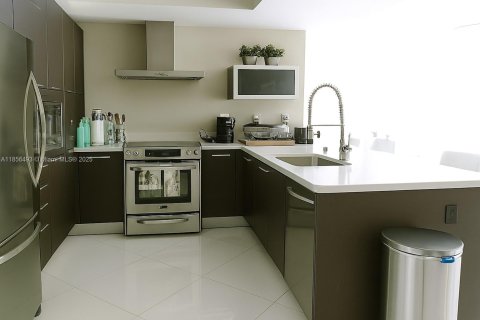 Copropriété à vendre à Sunny Isles Beach, Floride: 3 chambres, 138.61 m2 № 1878860 - photo 9