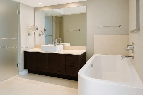 Copropriété à vendre à Sunny Isles Beach, Floride: 3 chambres, 138.61 m2 № 1878860 - photo 15