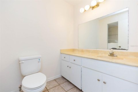 Villa ou maison à louer à New Port Richey, Floride: 2 chambres, 108.42 m2 № 2390846 - photo 19