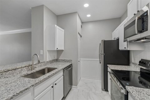 Copropriété à vendre à Tampa, Floride: 1 chambre, 71.72 m2 № 2148735 - photo 4