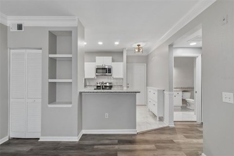 Copropriété à vendre à Tampa, Floride: 1 chambre, 71.72 m2 № 2148735 - photo 8
