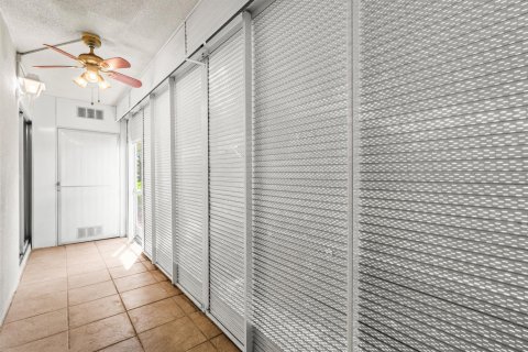 Copropriété à vendre à Boca Raton, Floride: 2 chambres, 78.04 m2 № 2084596 - photo 25