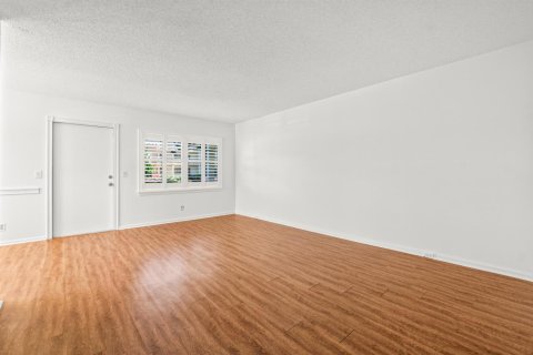 Copropriété à vendre à Boca Raton, Floride: 2 chambres, 78.04 m2 № 2084596 - photo 14