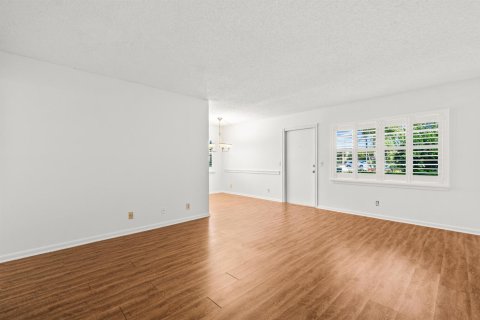 Copropriété à vendre à Boca Raton, Floride: 2 chambres, 78.04 m2 № 2084596 - photo 13