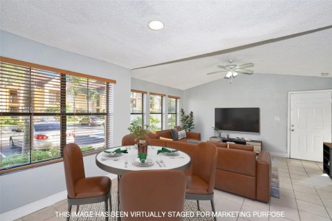 Condo in Miami, Florida, 2 bedrooms  № 1823841 - photo 11