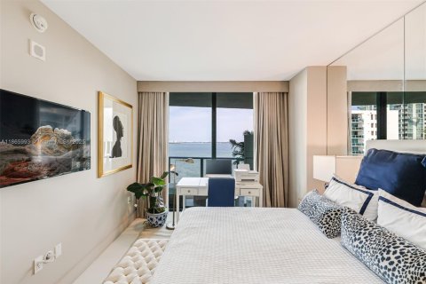 Condo in Miami, Florida, 2 bedrooms  № 1896120 - photo 27