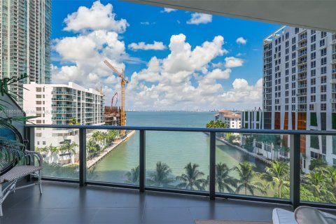 Condo in Miami, Florida, 2 bedrooms  № 1896120 - photo 5