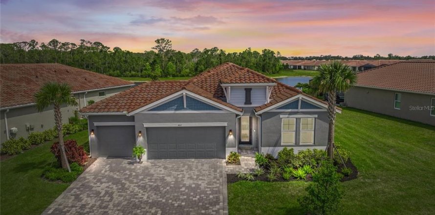 House in Nokomis, Florida 4 bedrooms, 216.74 sq.m. № 1774758