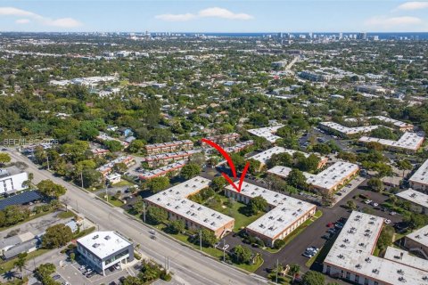 Condominio en venta en Wilton Manors, Florida, 1 dormitorio, 69.68 m2 № 2011366 - foto 25