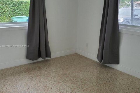 Снять в аренду квартиру в Майами, Флорида 2 спальни, 139.54м2, № 2003493 - фото 10