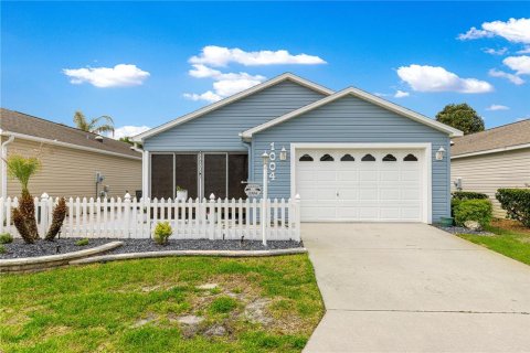 House in The Villages, Florida 2 bedrooms, 110.37 sq.m. № 2101015