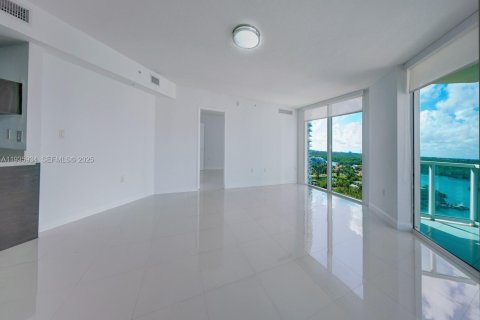 Condo in Sunny Isles Beach, Florida, 3 bedrooms № 1993979 - photo 5