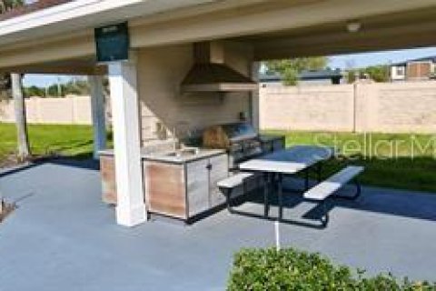Townhouse in Kissimmee, Florida 3 bedrooms, 120.77 sq.m. № 2410611 - photo 27