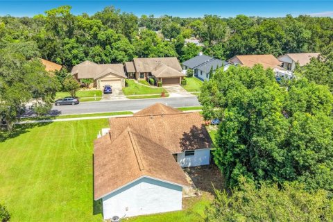 House in Altamonte Springs, Florida 2 bedrooms, 121.33 sq.m. № 2337212 - photo 7