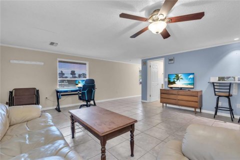 Villa ou maison à louer à Sarasota, Floride: 4 chambres, 241.08 m2 № 2110765 - photo 21