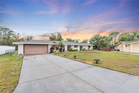 Villa ou maison à Sarasota, Floride 4 chambres, 241.08 m2 № 2110765
