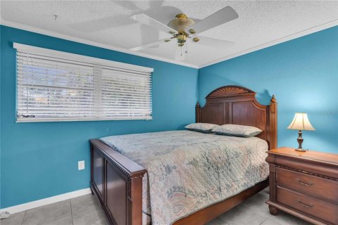 Villa ou maison à louer à Sarasota, Floride: 4 chambres, 241.08 m2 № 2110765 - photo 19