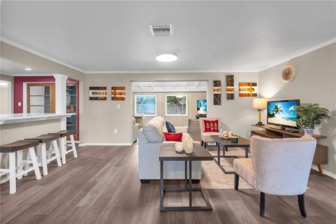 Villa ou maison à louer à Sarasota, Floride: 4 chambres, 241.08 m2 № 2110765 - photo 4