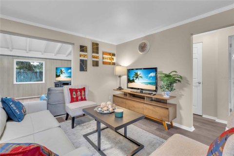 Villa ou maison à louer à Sarasota, Floride: 4 chambres, 241.08 m2 № 2110765 - photo 3
