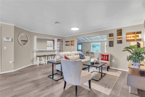 Villa ou maison à louer à Sarasota, Floride: 4 chambres, 241.08 m2 № 2110765 - photo 2