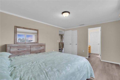 Villa ou maison à louer à Sarasota, Floride: 4 chambres, 241.08 m2 № 2110765 - photo 12