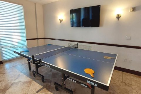 Купить кондоминиум в Майами, Флорида 1 спальня, 63.64м2, № 1924086 - фото 28