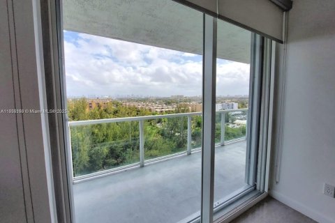 Купить кондоминиум в Майами, Флорида 1 спальня, 63.64м2, № 1924086 - фото 13