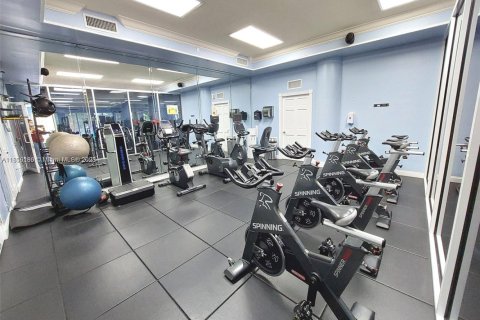 Купить кондоминиум в Майами, Флорида 1 спальня, 63.64м2, № 1924086 - фото 26