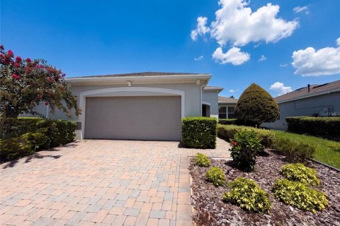 House in DeLand, Florida 3 bedrooms, 188.03 sq.m. № 2315292