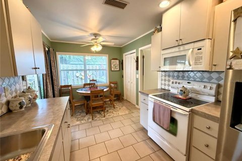 Casa en venta en Winter Haven, Florida, 2 dormitorios, 118.64 m2 № 2384339 - foto 4