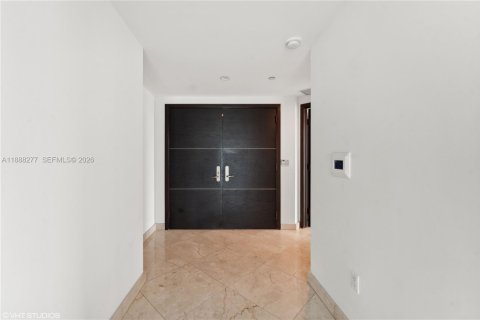 Copropriété à vendre à Miami, Floride: 2 chambres, 142.05 m2 № 2089700 - photo 14